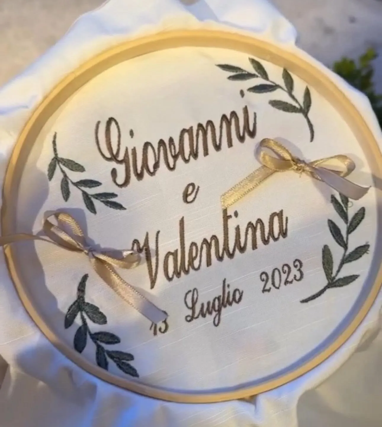 Porta Fedi in Telaio Ricamato Personalizzato